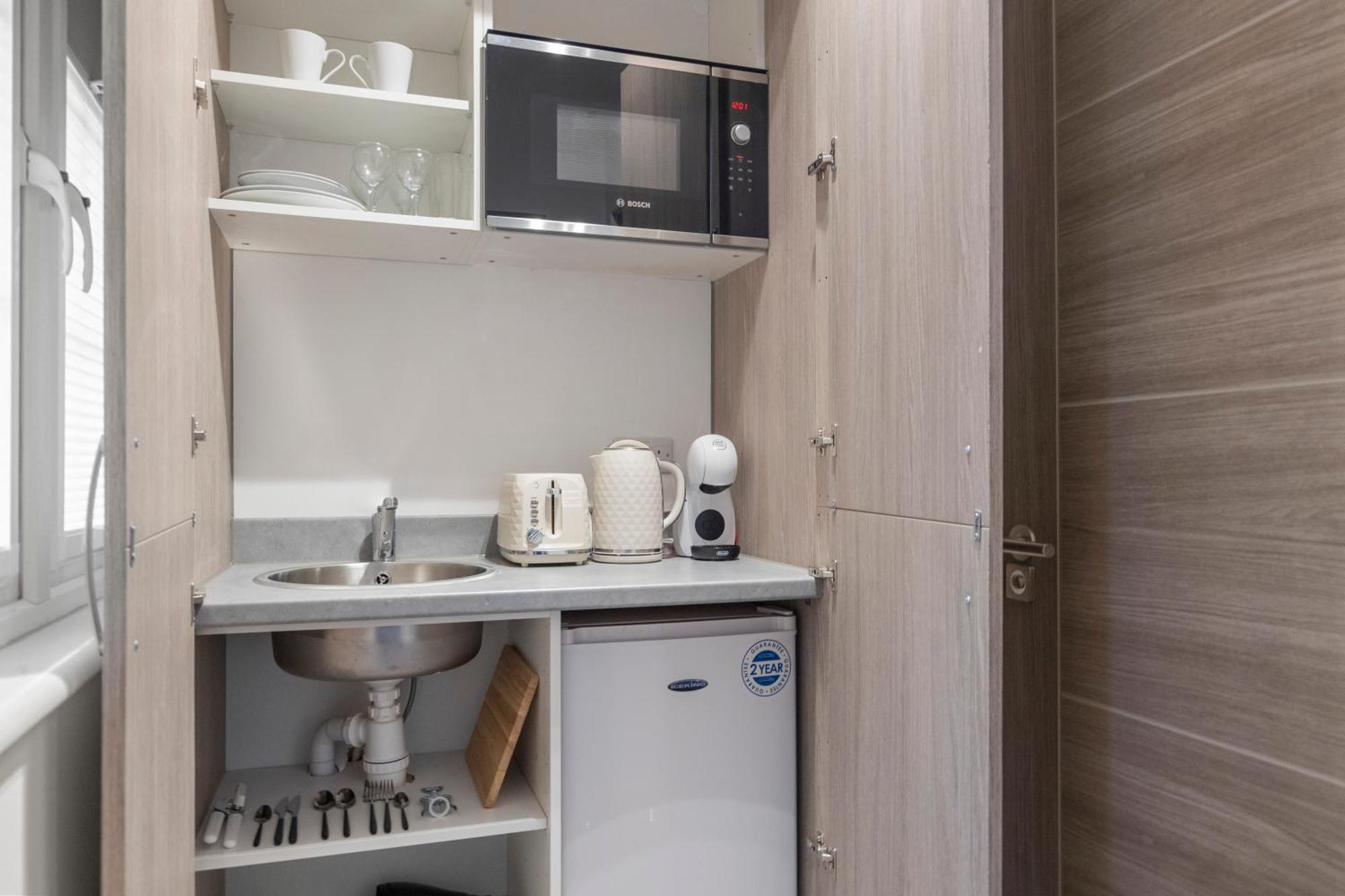 Modern 3 Min Walk To Tube Station Nw11 * Londres